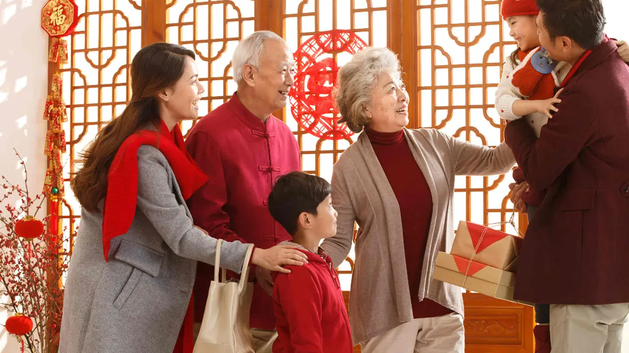 The first month's social calls weave the fabric of kinship